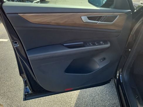 Certified 2026 Volkswagen Atlas SE AWD/4WD image 25