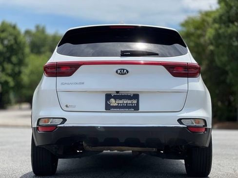 Used 2022 Kia Sportage LX AWD/4WD image 6