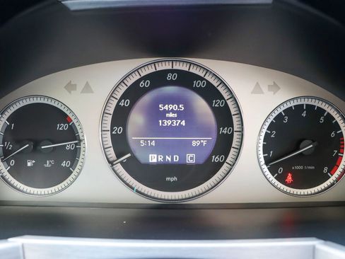 Used 2010 Mercedes-Benz GLK 350 4MATIC image 32