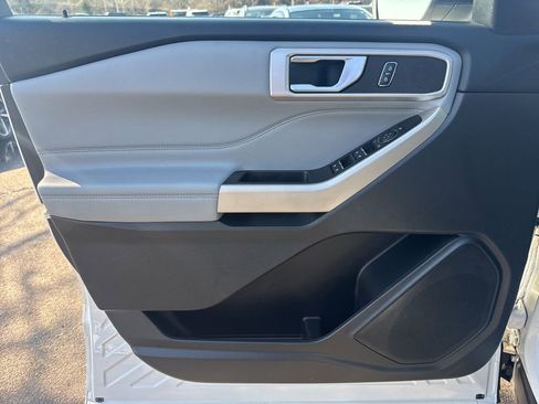 Used 2023 Ford Explorer XLT w/ Equipment Group 202A image 23