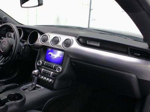 Used 2019 Ford Mustang GT w/ Equipment Group 301A RWD image 39