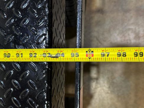 Used 2018 RAM 3500 Tradesman w/ Chrome Appearance Group image 28