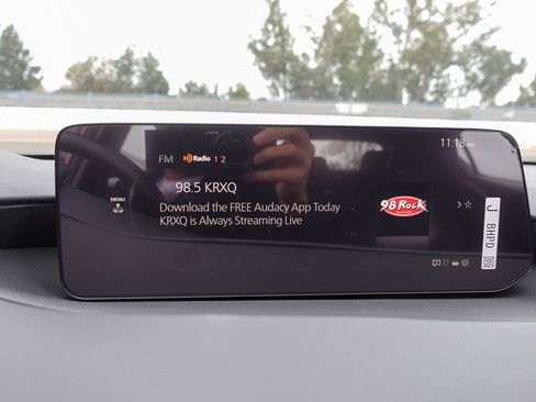 Certified 2025 MAZDA MAZDA3 Hatchback w/Premium Plus Pkg image 17