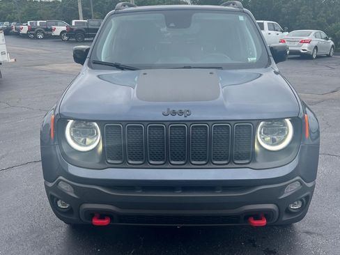 Used 2023 Jeep Renegade Trailhawk w/ Sun/Sound Group AWD/4WD image 3