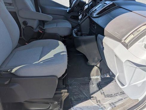 Used 2018 Ford Transit 350 XLT image 19