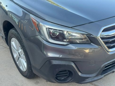 Used 2019 Subaru Outback 2.5i AWD/4WD image 40