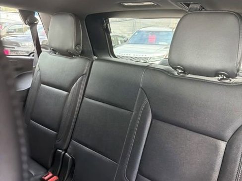 Used 2021 Chevrolet Tahoe LT AWD/4WD image 26