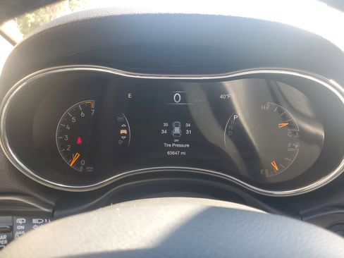 Used 2019 Jeep Grand Cherokee Limited image 17