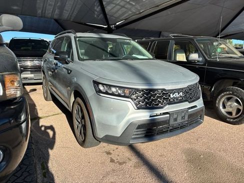 Used 2022 Kia Sorento S AWD/4WD image 1