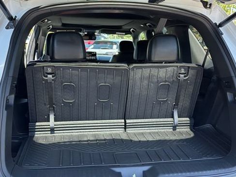 Used 2023 Honda Pilot TrailSport image 13