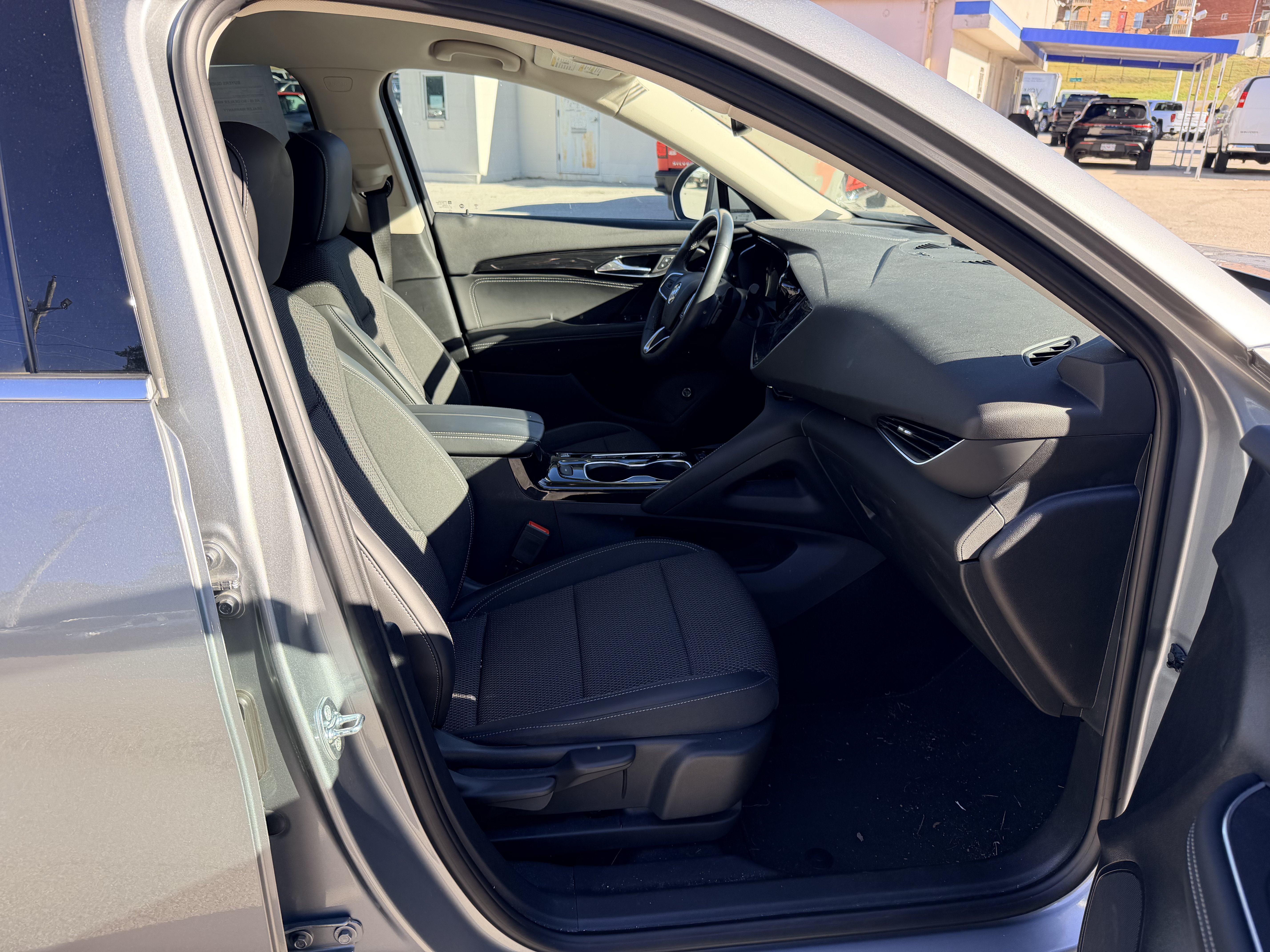Used 2023 Buick Envision Preferred AWD/4WD image 9