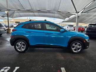 Used 2022 Hyundai Kona SEL w/ Convenience Package video 4