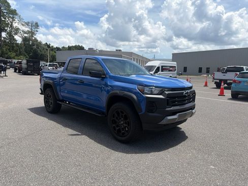 Used 2026 Chevrolet Colorado Trail Boss AWD/4WD image 8
