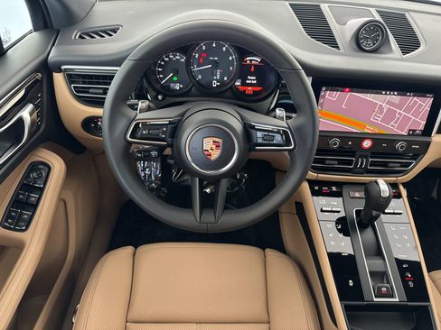 New 2026 Porsche Macan AWD/4WD image 16