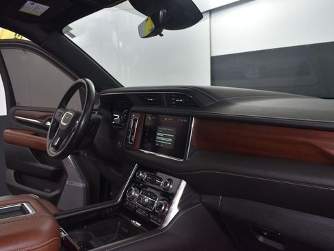 Used 2023 GMC Yukon Denali Ultimate image 38