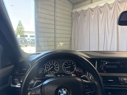 Used 2016 BMW 535i Sedan w/ Driver Assistance Package RWD image 24