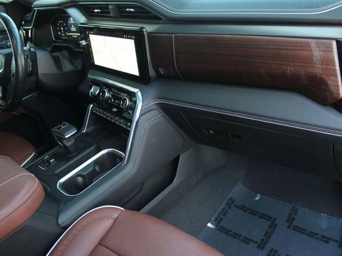 Used 2023 GMC Sierra 1500 Denali Ultimate image 36