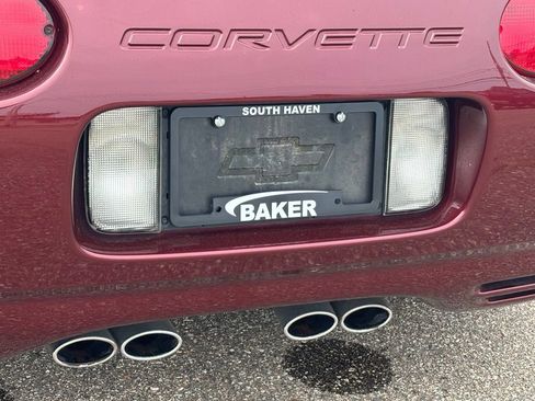 Used 2003 Chevrolet Corvette Convertible w/ Preferred Equipment Group1 RWD image 28