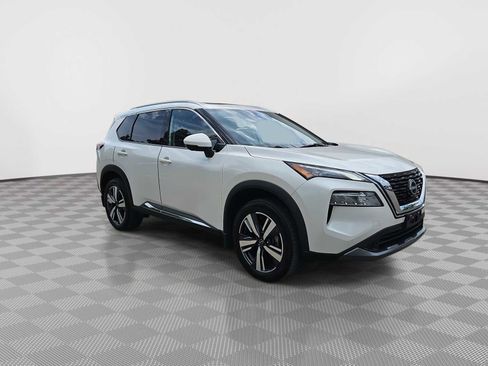 Used 2023 Nissan Rogue SL AWD/4WD image 3