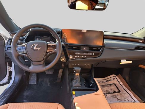 New 2025 Lexus ES 350 350 image 15