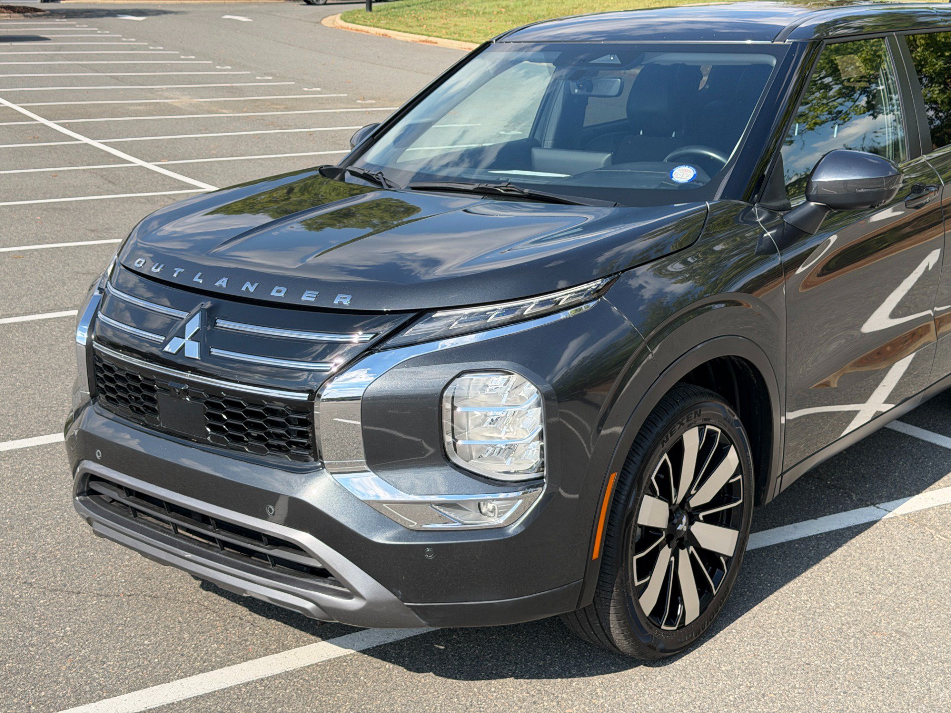 Used 2025 Mitsubishi Outlander SE FWD image 18