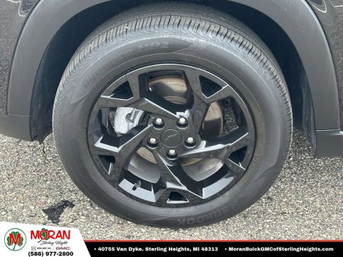 Certified 2024 Chevrolet Trax LS w/ LS Convenience Package FWD image 8