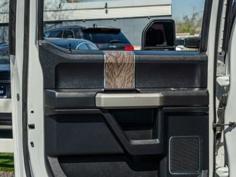 Used 2017 Ford F350 Lariat w/ Lariat Ultimate Package image 33