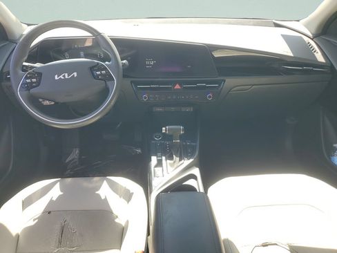 Used 2023 Kia Niro EX FWD image 11