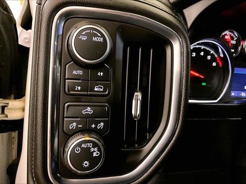 Used 2020 Chevrolet Silverado 1500 LT w/ All-Star Edition AWD/4WD image 30