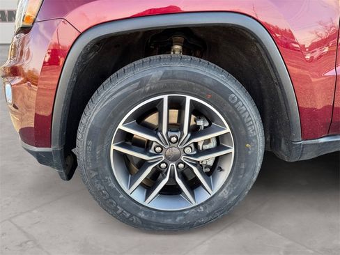 Used 2021 Jeep Grand Cherokee Limited w/ Sun & Sound Group image 14