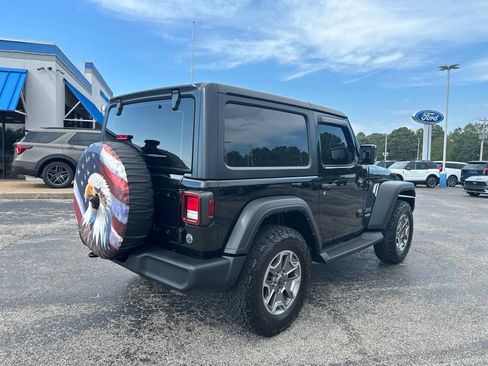 Used 2021 Jeep Wrangler Sport AWD/4WD image 3