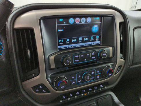 Used 2017 GMC Sierra 1500 Denali image 30