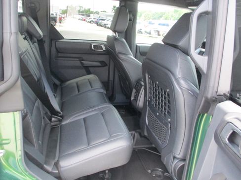 New 2025 Ford Bronco Badlands image 23