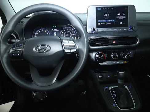 Used 2022 Hyundai Kona SEL image 27