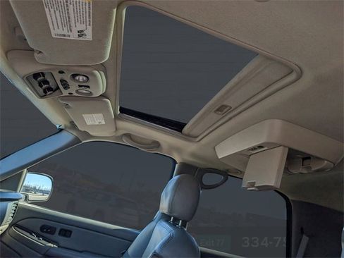 Used 2006 GMC Yukon SLT w/ SLT Preferred Equipment Group image 14