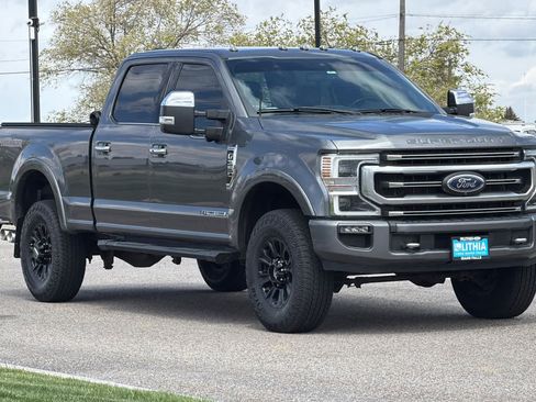 Certified 2022 Ford F350 Platinum w/ Tremor Off-Road Package AWD/4WD image 9