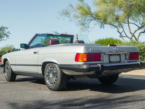 Used 1989 Mercedes-Benz 560 SL image 6