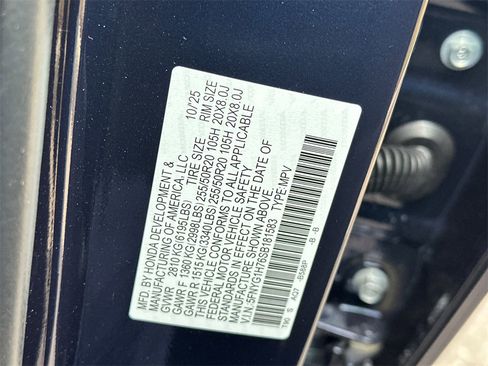 New 2025 Honda Pilot Touring image 38