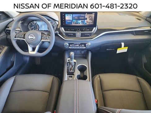 New 2026 Nissan Altima 2.5 SR w/ SR Premium Package FWD image 14