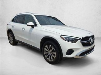 Used 2024 Mercedes-Benz GLC 300 video 3