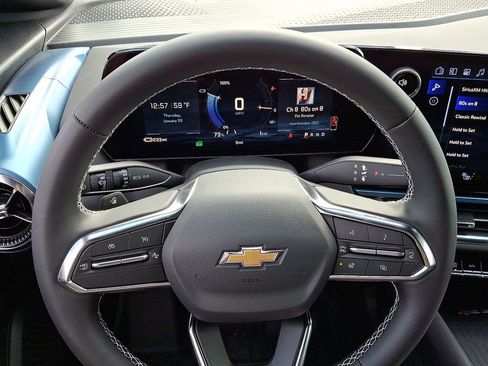 New 2026 Chevrolet Equinox EV LT image 14