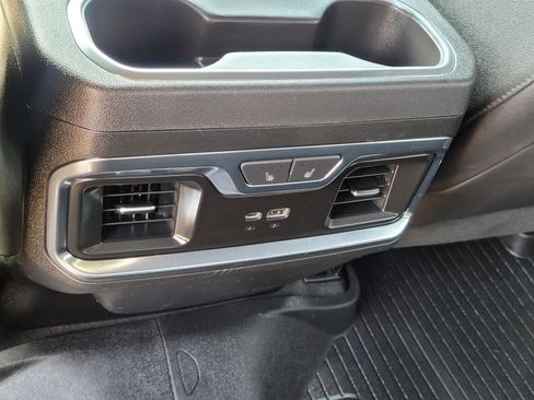 Used 2024 Chevrolet Silverado 2500 High Country w/ High Country Premium Package AWD/4WD image 20