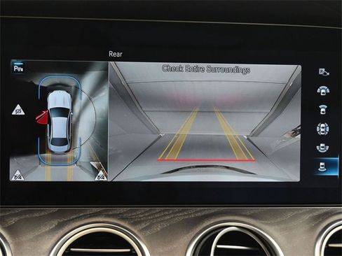 Used 2022 Mercedes-Benz E 350 E 350 image 7