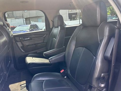 Used 2017 GMC Acadia Limited SLT AWD/4WD image 15