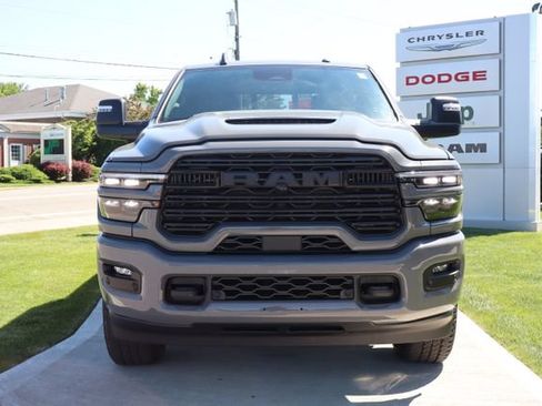 New 2026 RAM 2500 Laramie w/ Night Edition AWD/4WD image 8