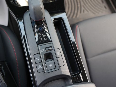 Used 2025 Toyota Prius Plug-In Hybrid FWD image 27