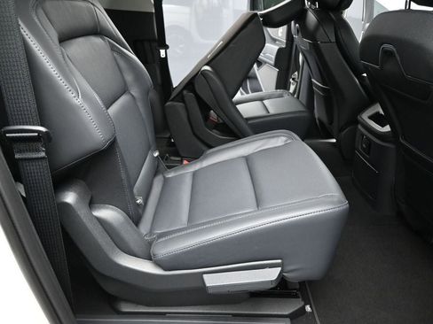 New 2025 Lincoln Navigator L Reserve image 35