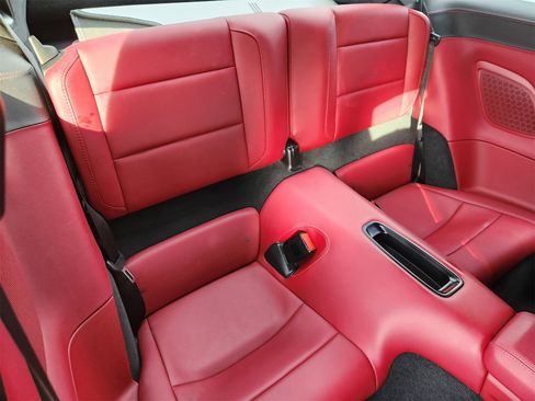 Used 2019 Porsche 911 Carrera 4S image 30