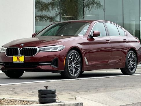 Used 2023 BMW 530i w/ Premium Package RWD image 7