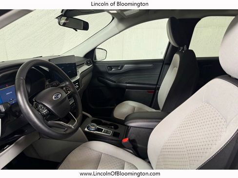 Used 2023 Ford Escape Active w/ Tech Pack #1 image 25